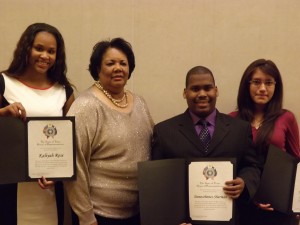 State Representative presents Dallas students with scholarships