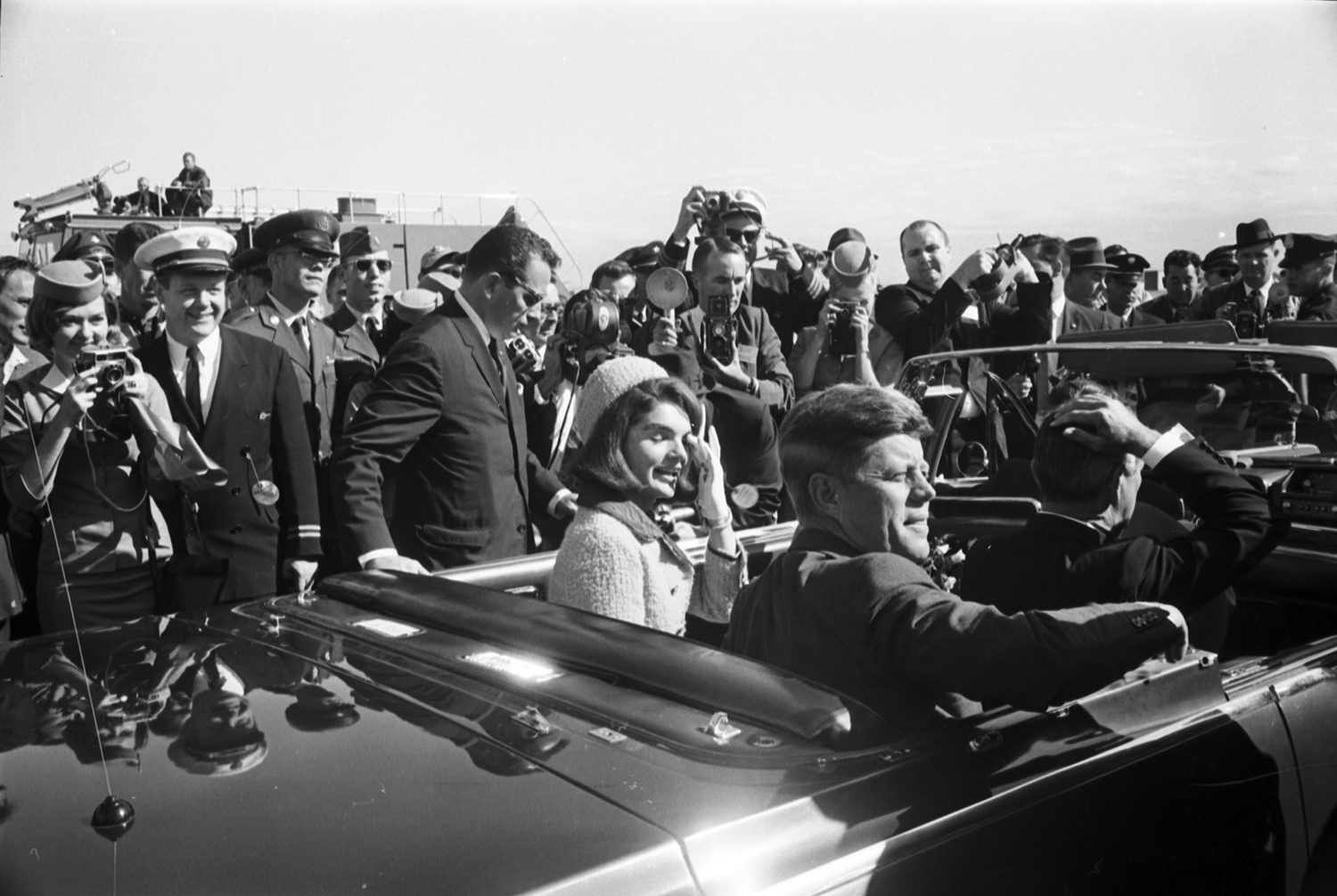 UT Arlington library remembers JFK at special exhibit of rarely seen photograph