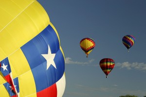 300 dpi Texas flag balloon with others flying