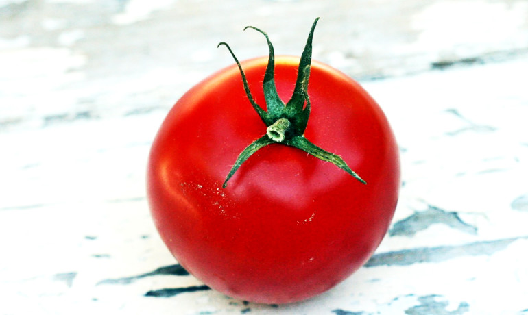 Nanoparticles give tomatoes more antioxidants