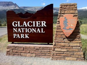 Glacier National Park Entrance (Flickr: Wesley Fryer)