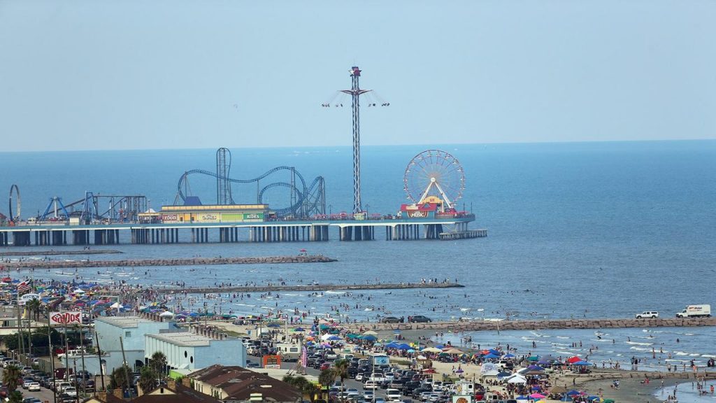 Enjoy summer’s last hurrah Labor Day weekend in Galveston featuring