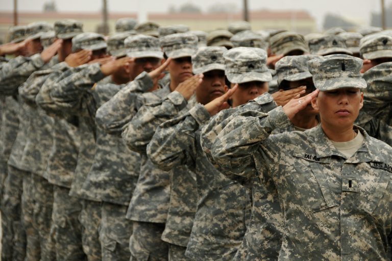 Pentagon halts effort to recover Guard enlistment bonuses