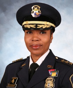 Dallas selects first female police chief