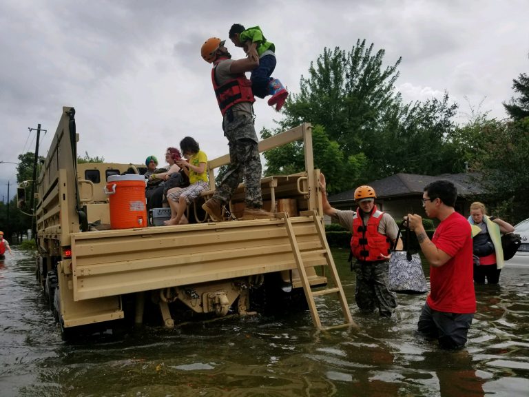 Dallas prepares for thousands of Harvey evacuees