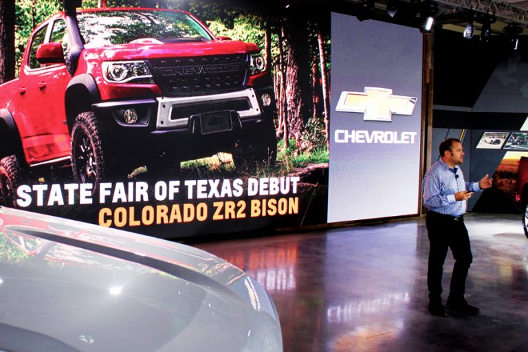 Automakers focusing on driving experience and social awareness at State Fair of Texas