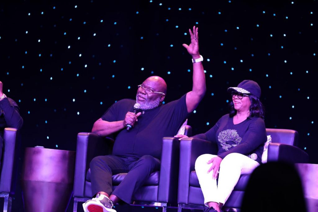 T.D. Jakes and family sail away on Faith & Family Cruise North Dallas