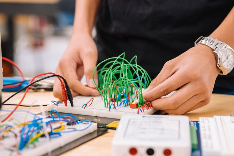 Perot Museum Of Nature And Science launches Connecteen Initiative to empower high school students with in-demand STEM skills