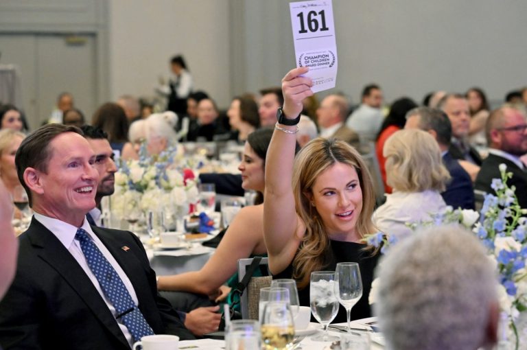 Dallas CASA applauds Mavericks and local heroes at Champion of Children dinner