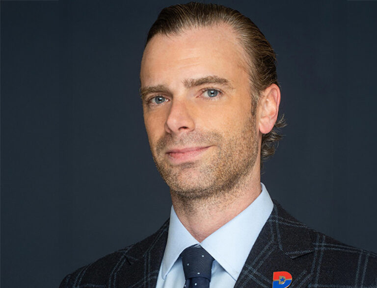 Dr. Robert DeHaas