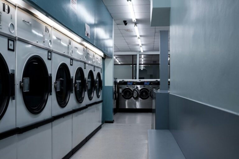 Oak Cliff Welcomes a Modern Twist on Laundry with Tide Laundromat