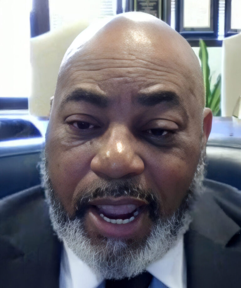 Rev. Dr. Everett Kelley